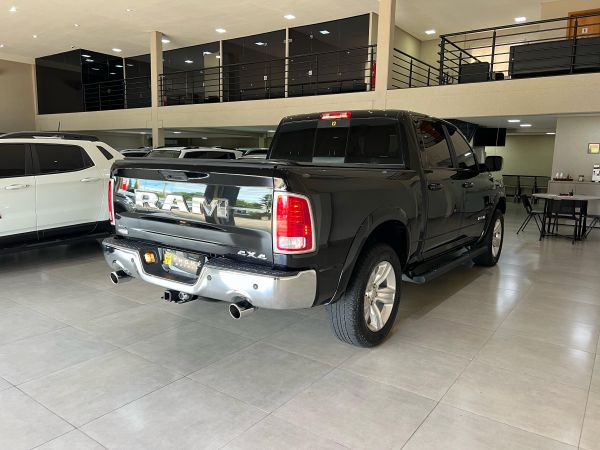 Ram Classic Laramie 2022
