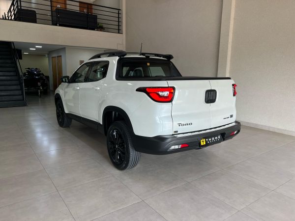 Fiat Toro Volcano T270 2024