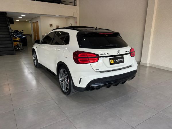 GLA 45 AMG 2015
