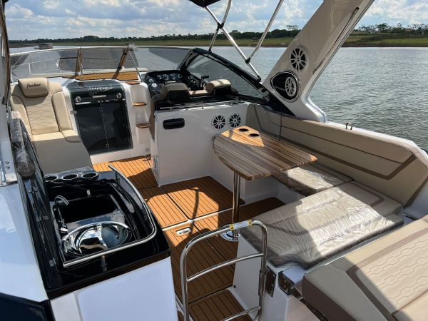 Lancha Focker 305 Black Edition 2022 
