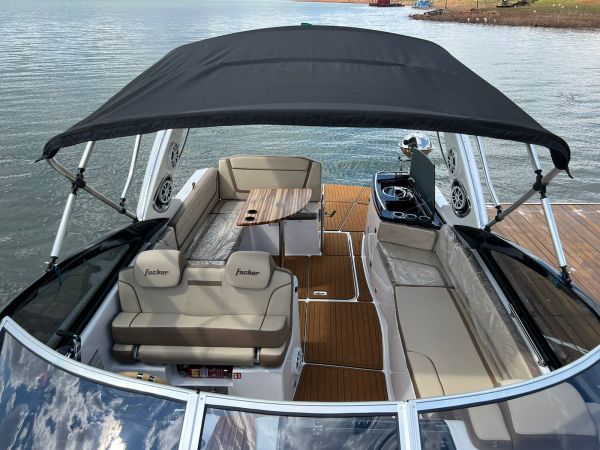 Lancha Focker 305 Black Edition 2022 