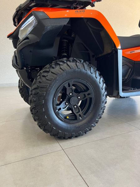 Quadriciclo Cforce 520 L 2023