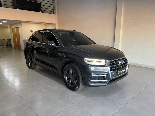 Audi Q5 S-Line 2020