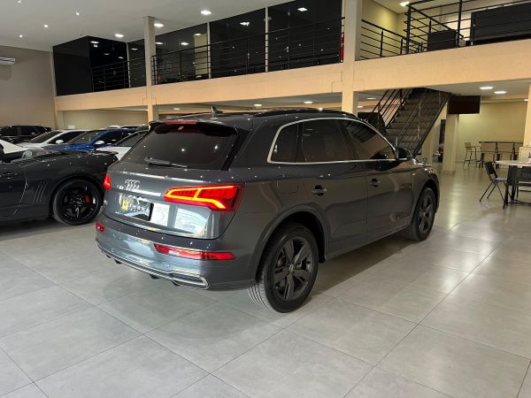 Audi Q5 S-Line 2020